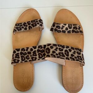 Soda Women's Tan and Leopard Sandals